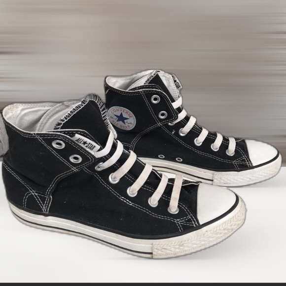 Converse Other - Converse Allstar black hightops youth sz 5